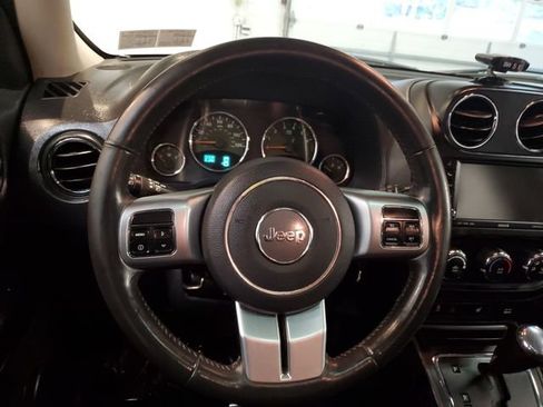 Used 2011 Jeep Patriot 70th Anniversary w/ Sun/Sound Group AWD/4WD image 15