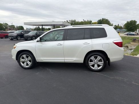 Used 2010 Toyota Highlander Limited AWD/4WD image 7