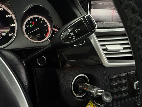 Used 2013 Mercedes-Benz E 350 Sedan image 16