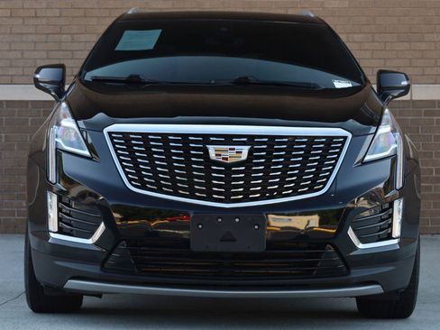 Used 2021 Cadillac XT5 Premium Luxury FWD image 4