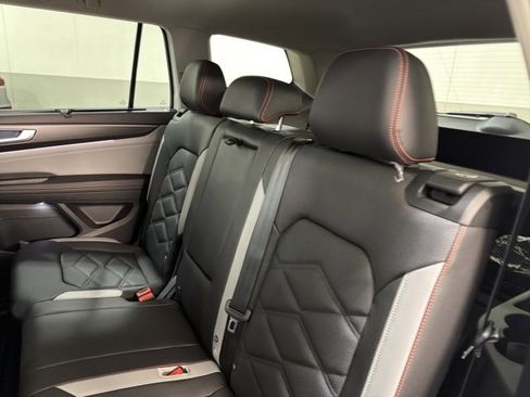 New 2026 Volkswagen Atlas Peak Edition AWD/4WD image 21