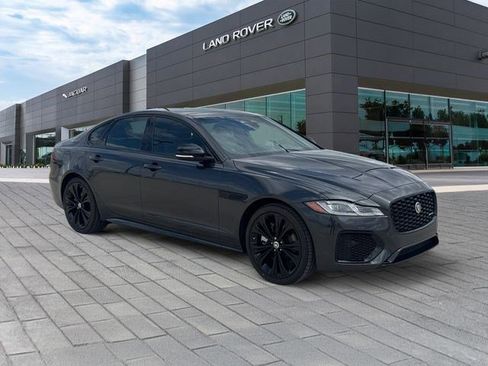 New 2024 Jaguar XF R-Dynamic SE AWD/4WD image 7