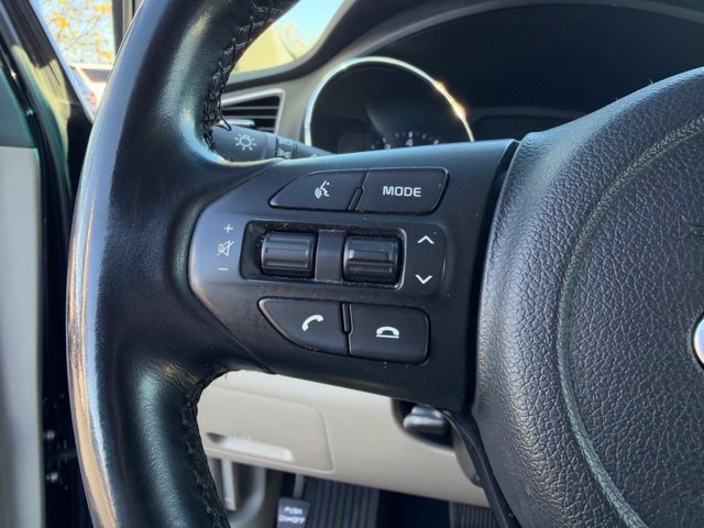 Used 2020 Kia Sedona EX FWD image 13