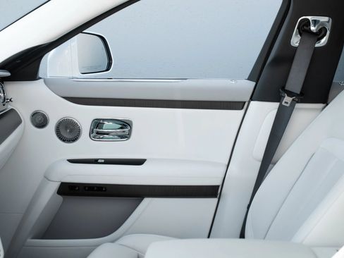 Used 2021 Rolls-Royce Ghost AWD/4WD image 19