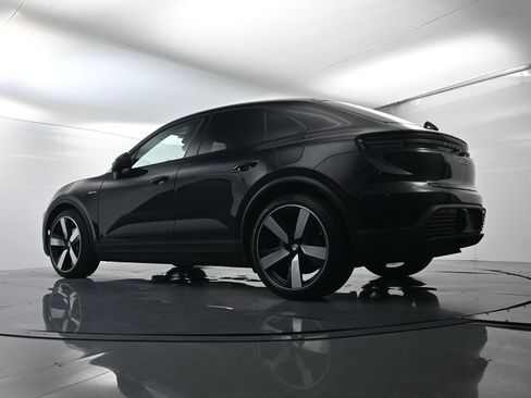 Used 2024 Porsche Macan 4 Electric image 49