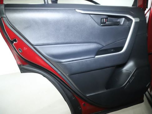 Used 2023 Toyota RAV4 LE FWD image 12