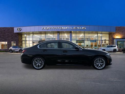 Used 2025 BMW 330i xDrive Sedan w/ Convenience Package AWD/4WD image 24