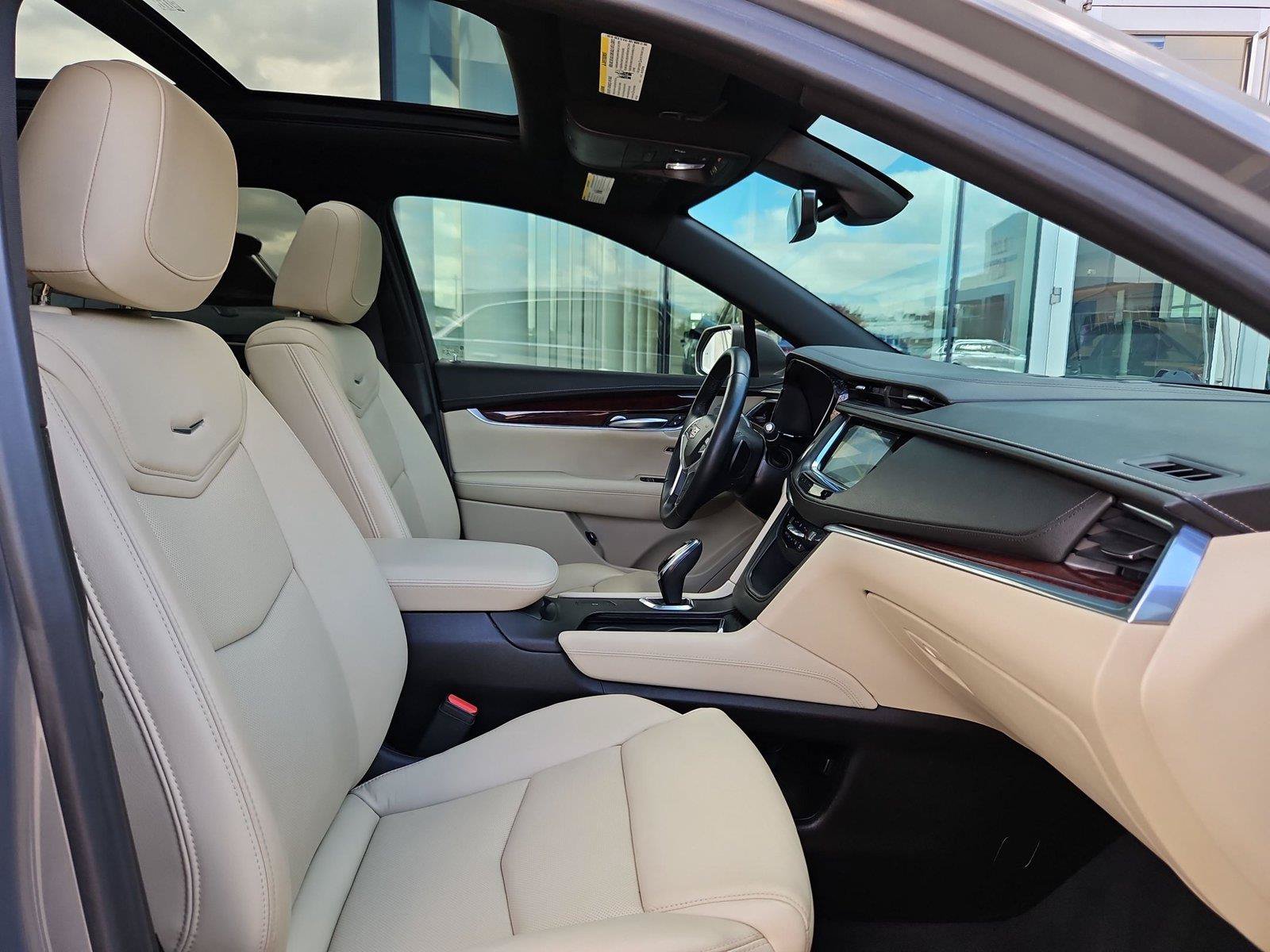 Used 2019 Cadillac XT5 Luxury FWD image 27