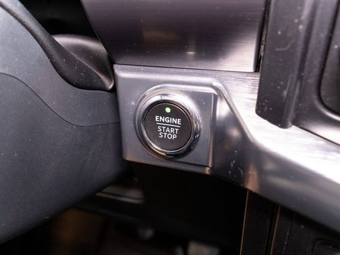 Used 2022 Ford F150 Lariat AWD/4WD image 38