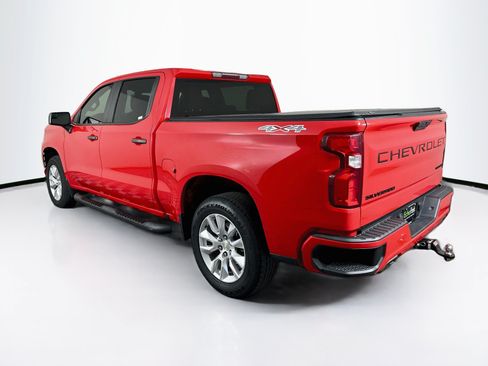Used 2020 Chevrolet Silverado 1500 Custom w/ Custom Value Package AWD/4WD image 5