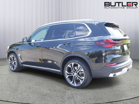 New 2026 BMW X5 xDrive40i w/ Climate Comfort Package AWD/4WD image 5