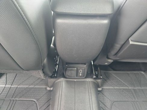 Used 2022 Chevrolet TrailBlazer RS w/ Sun and Liftgate Package AWD/4WD image 10