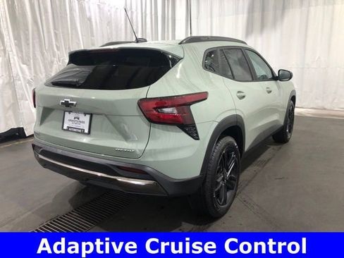 New 2026 Chevrolet Trax ACTIV w/ Sunroof Package image 3