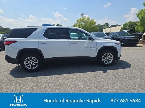 Used 2018 Chevrolet Traverse LS FWD image 6