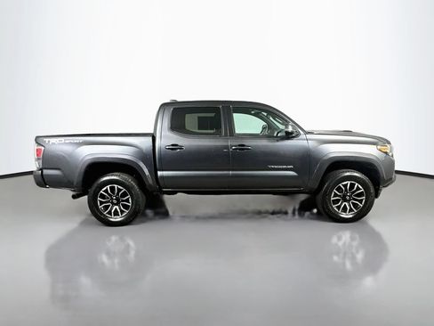 Used 2020 Toyota Tacoma TRD Sport RWD image 7