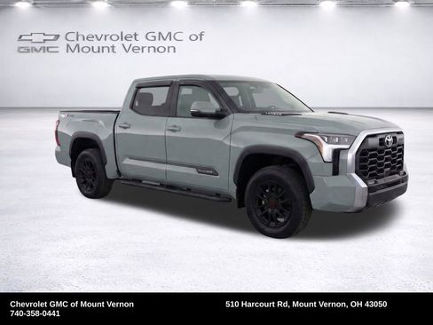 Used 2024 Toyota Tundra Platinum w/ TRD Off-Road Package AWD/4WD image 20