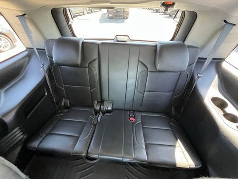 Used 2019 Chevrolet Tahoe Premier AWD/4WD image 19
