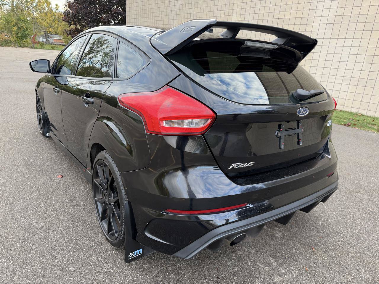 Used 2017 Ford Focus RS AWD/4WD image 7