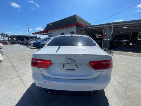 Used 2017 Jaguar XE Prestige RWD image 18