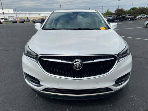 Used 2018 Buick Enclave Premium w/ Experience Buick Package FWD image 6