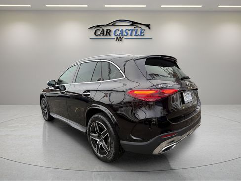 Used 2023 Mercedes-Benz GLC 300 4MATIC image 10
