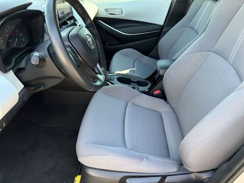 Used 2024 Toyota Corolla SE FWD image 17