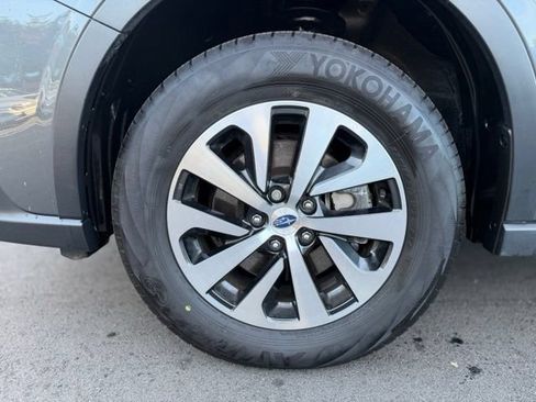 Used 2021 Subaru Outback Premium AWD/4WD image 27