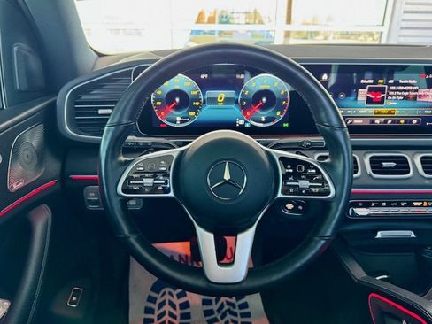 Used 2022 Mercedes-Benz GLE 350 4MATIC image 11