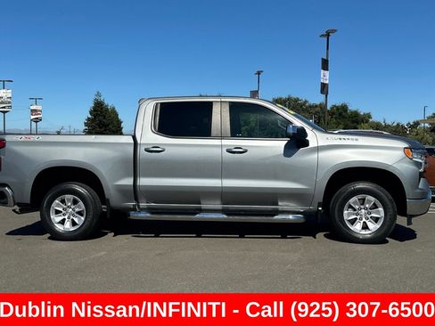 Used 2023 Chevrolet Silverado 1500 LT w/ Protection Package AWD/4WD image 3