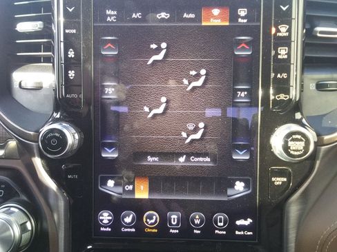 Used 2020 RAM 1500 Limited image 27