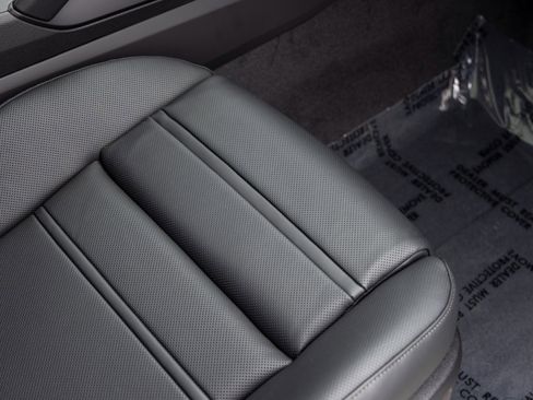 New 2026 Porsche Cayenne Coupe image 51