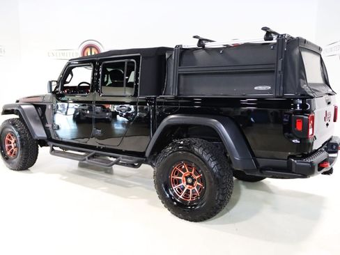Used 2021 Jeep Gladiator Rubicon w/ Dual Top Group AWD/4WD image 3