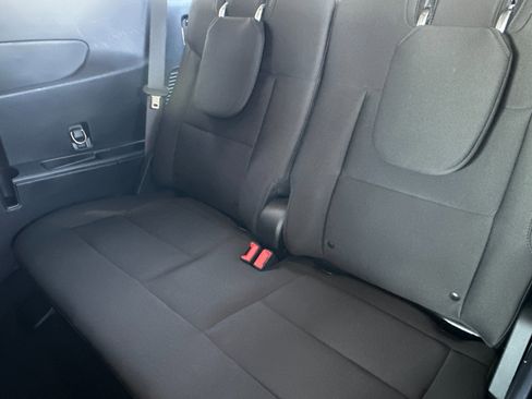 Certified 2022 Ford Explorer XLT w/ Class IV Trailer Tow Package image 16