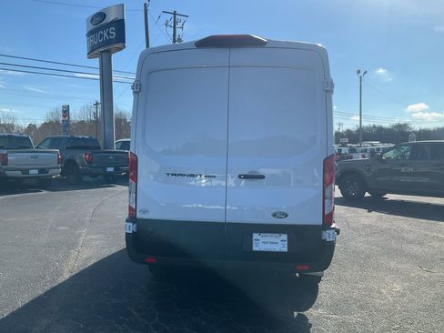 New 2026 Ford Transit 250 148 Medium Roof RWD image 6