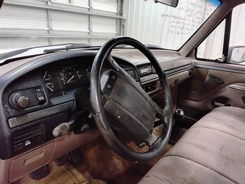 Used 1995 Ford F150 2WD Regular Cab image 11