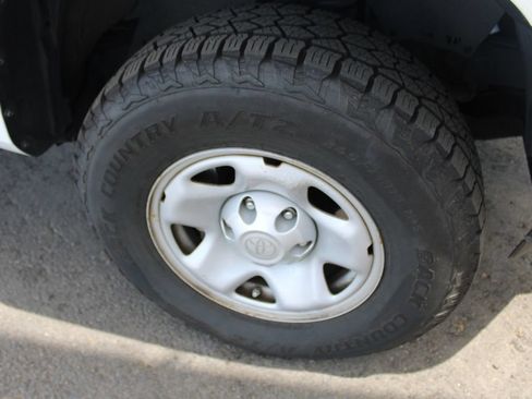 Used 2020 Toyota Tacoma SR AWD/4WD image 58