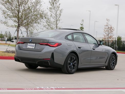 Used 2023 BMW i4 eDrive35 w/ Premium Package RWD image 9