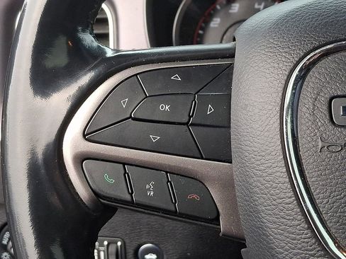 Used 2019 Dodge Charger SXT w/ Leather Interior Group image 17