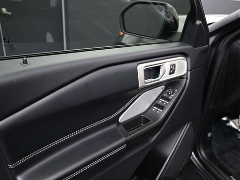 Used 2020 Ford Explorer ST w/ ST Street Pack image 12