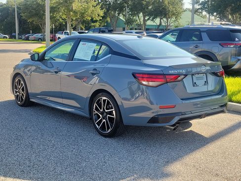 Certified 2025 Nissan Sentra SR FWD image 8