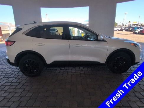 Used 2021 Ford Escape SE w/ Convenience Package image 4