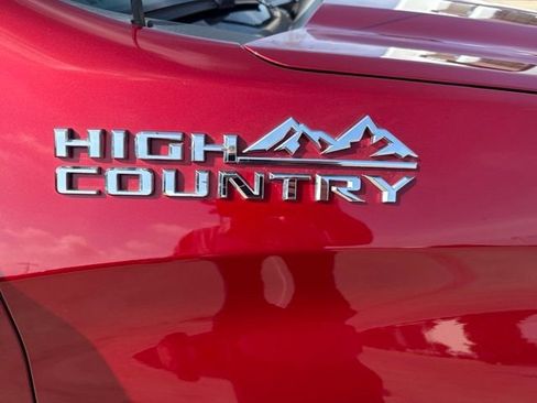 Used 2022 Chevrolet Silverado 1500 High Country RWD image 7