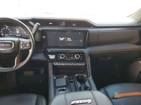 Used 2024 GMC Sierra 2500 AT4 w/ AT4 Premium Plus Package AWD/4WD image 14