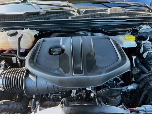 Used 2025 RAM 1500 Laramie image 31