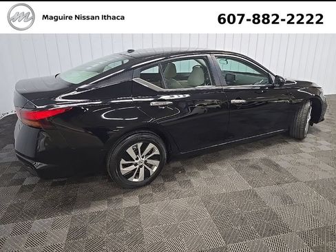 Used 2020 Nissan Altima 2.5 S FWD image 4