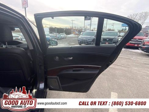 Used 2017 Acura RLX Sport Hybrid w/ Advance Pkg image 17