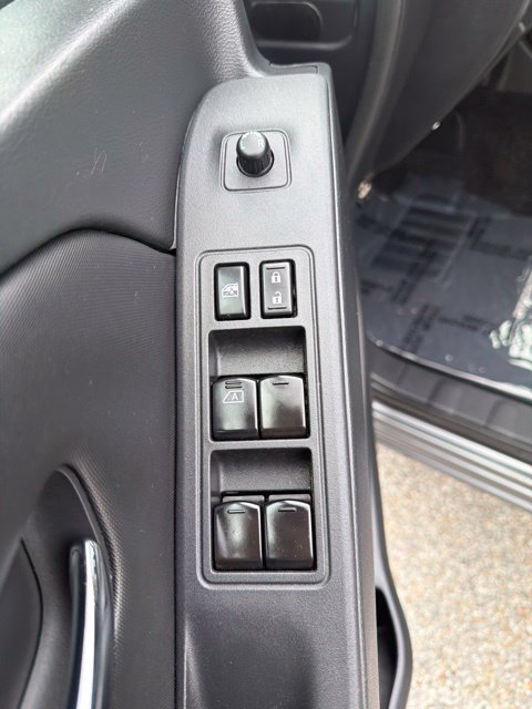 Used 2023 Nissan Frontier SV w/ Technology Package AWD/4WD image 17