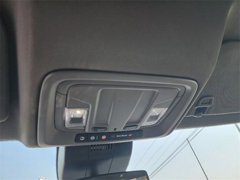 Used 2024 Chevrolet Silverado 2500 LT image 26