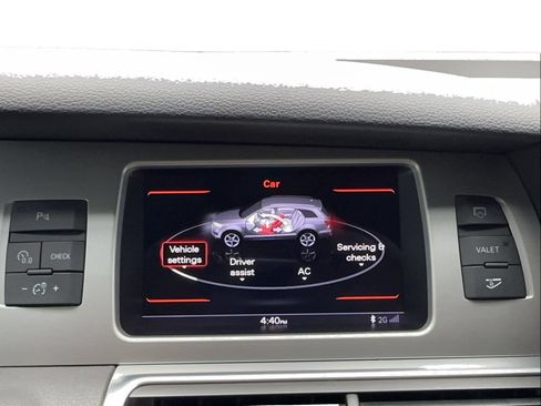 Used 2015 Audi Q7 3.0T S line Prestige w/ Sport Style Plus Package AWD/4WD image 58