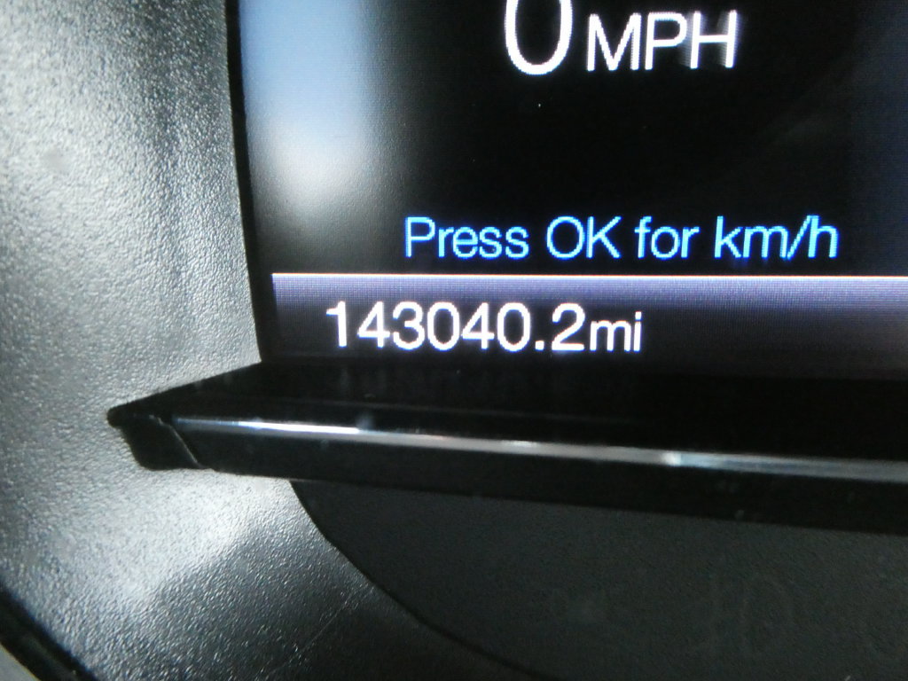 Used 2018 Ford Explorer XLT w/ Equipment Group 202A FWD image 35